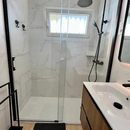 Recien Renovado 1ª Linea En